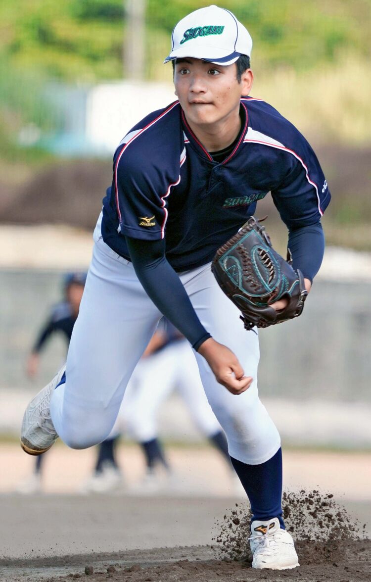 沖縄出身の東恩納蒼選手